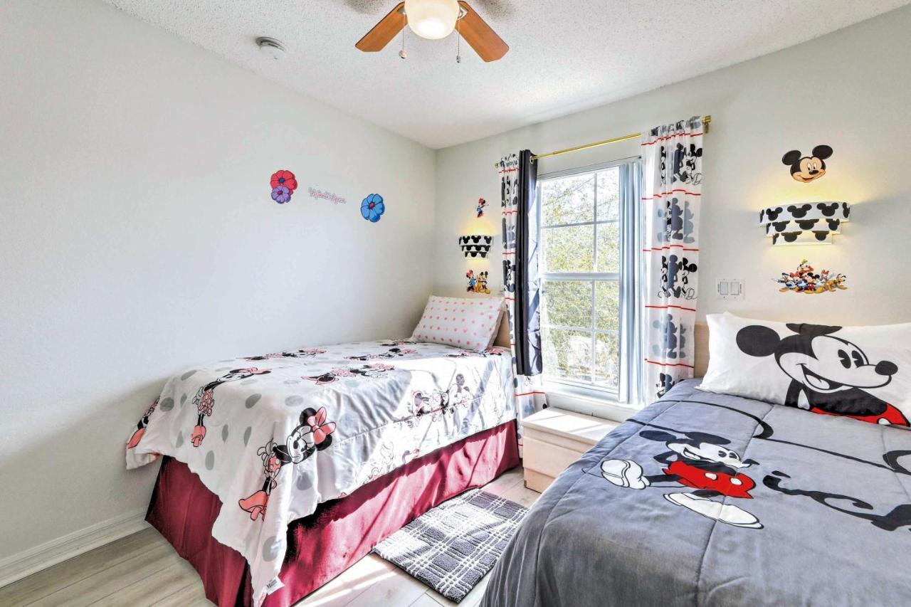 Bright Retreat Pool Access! Holiday home Kissimmee