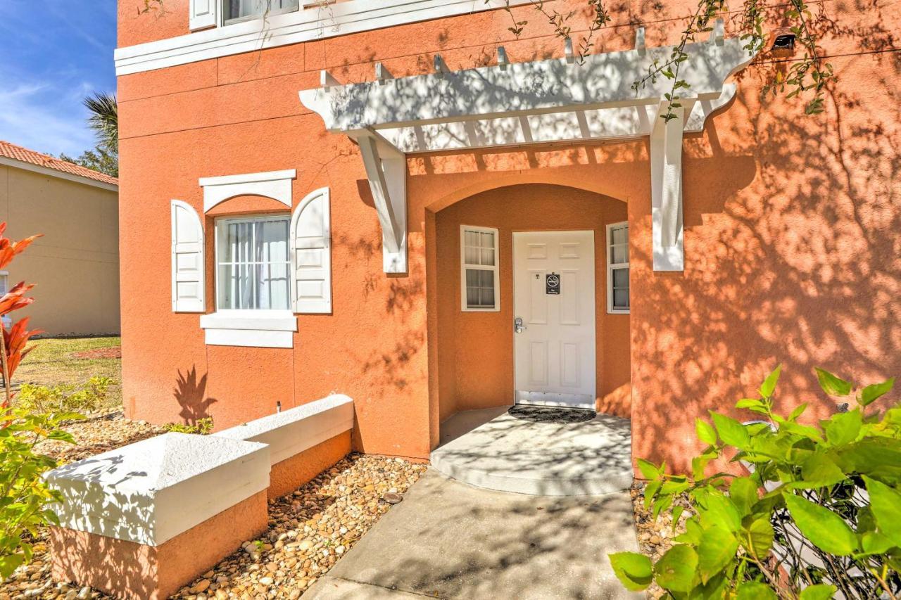 Bright Retreat Pool Access! Kissimmee