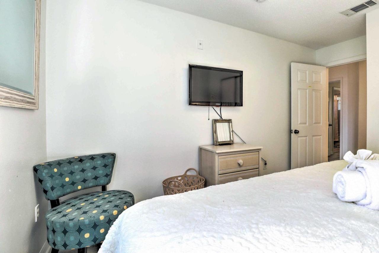 Holiday home Bright Retreat Pool Access! Kissimmee