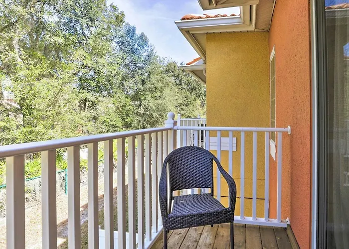 Bright Kissimmee Retreat Resort Pool Access!